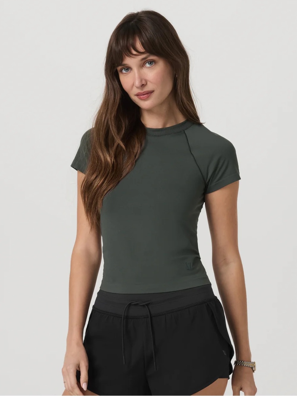 Vuori grey Women's Short Sleeve Crewneck Top L NWT